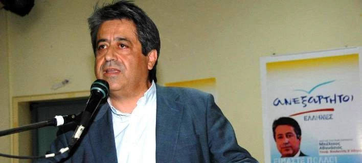 ΕΚΤΑΚΤΟ – Αποχωρεί από τους ΑΝΕΛ ιδρυτικό στέλεχος και συνεργάτης του Π.Καμμένου!